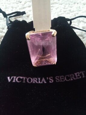 Victoria's Secret Chunky Pink Ring, Costume Fashion Jewelry